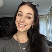 English tutor available for Portuguese speakers